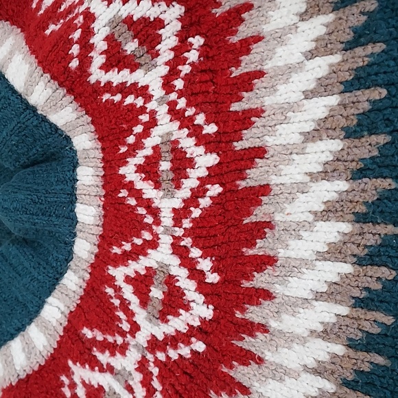 American Eagle sweater - Picture 2 of 6